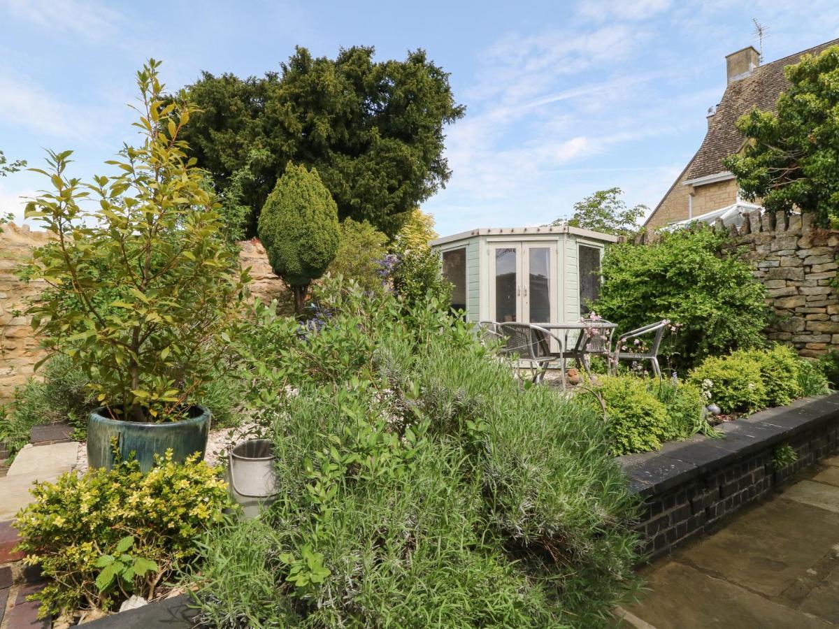 Blundell'S Cottage Broadway  Buitenkant foto
